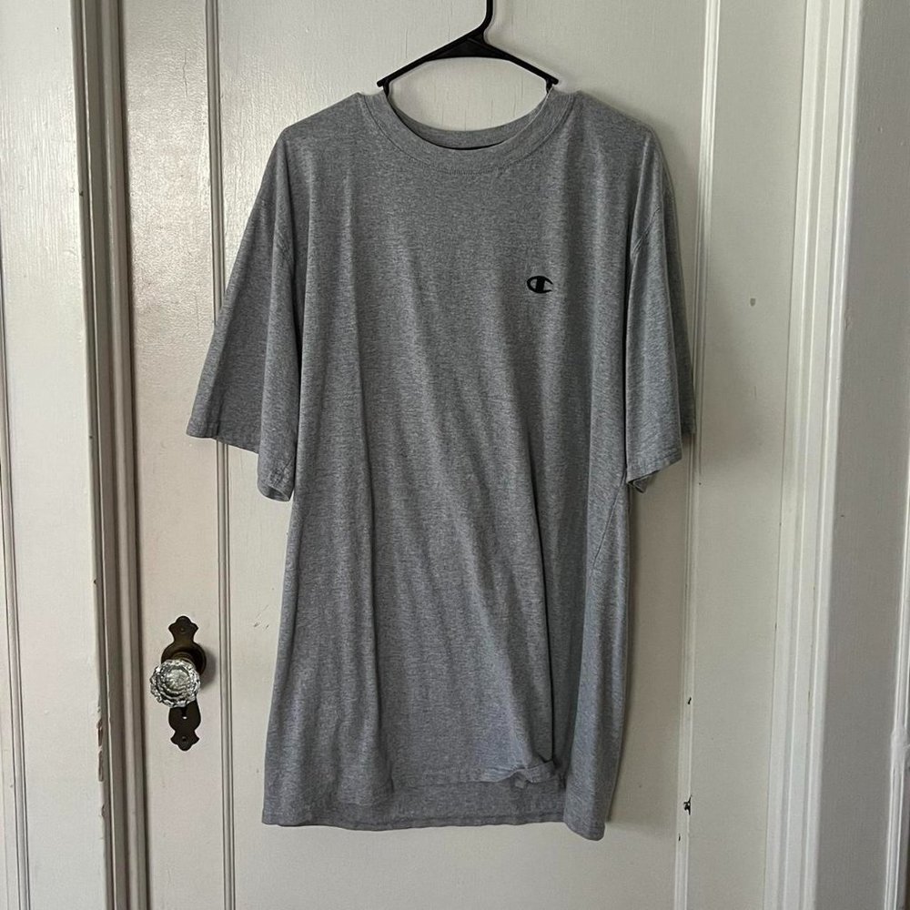 Grey Champion Tee - Fit for baggy look
